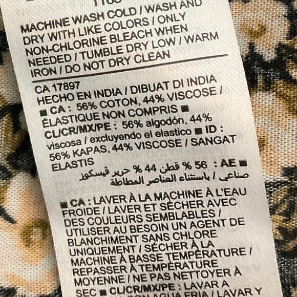 Old Navy Fit & Flare Smocked ditzy Floral Maxi Dress XL Cottage Prairie hippie - Picture 3 of 15